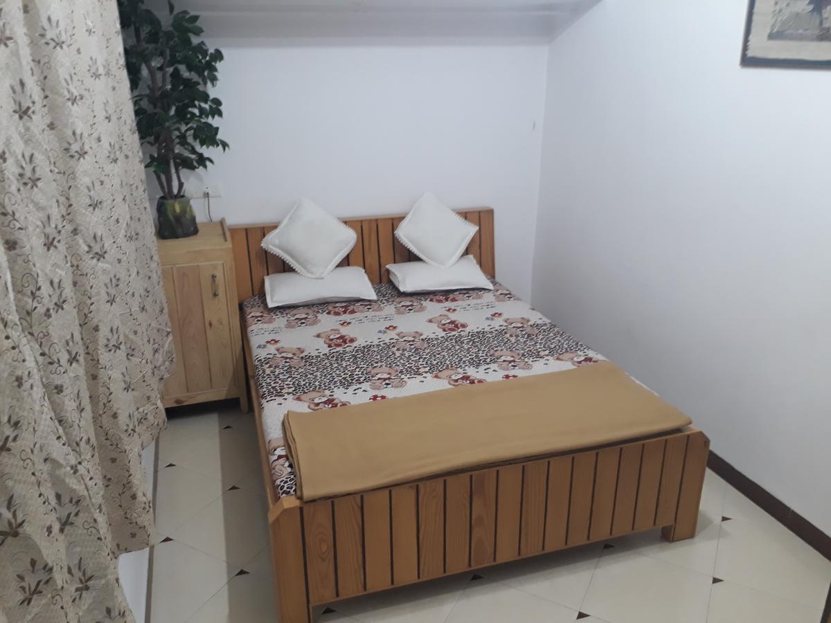 Bis-Lin Home Stay Panaji Bagian luar foto